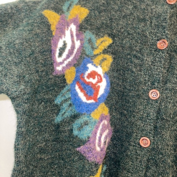 Floral Knit Button-Up Sweater - Green size 2XL - Picture 4 of 5